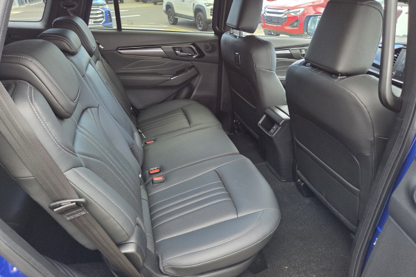 2026 MY25.5 Isuzu MU-X RJ LS-T SUV Image 10