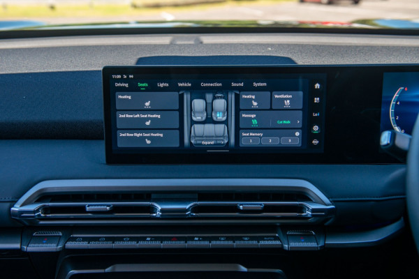 2025 MG U9 Explore Pro Ute Image 13
