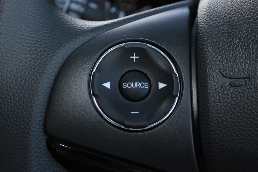 2020 MY21 Honda HR-V VTi Hatchback Image 13