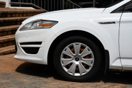 2014 Ford Mondeo MC LX Wagon Image 5