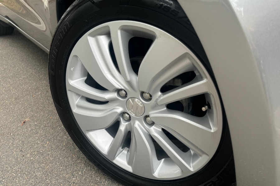 2019 Suzuki Swift AZ GL Navigator Hatch Image 9