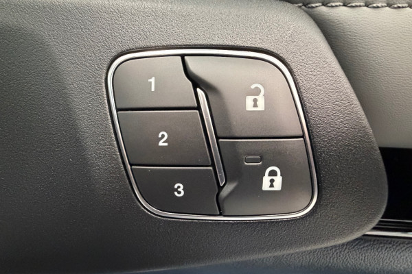 2026 MY26.5 Ford Everest UB Sport SUV Image 24