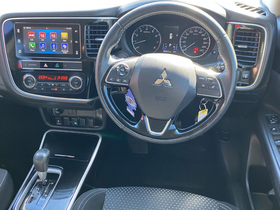 2019 Mitsubishi Outlander ZL ES SUV Image 14