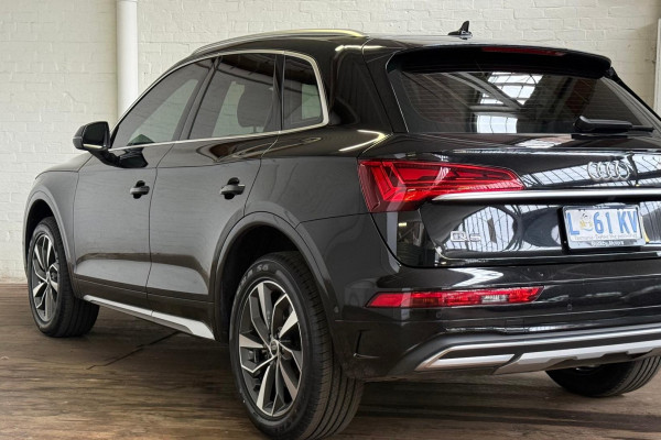 2023 Audi Q5 FY 45 TFSI sport SUV Image 7
