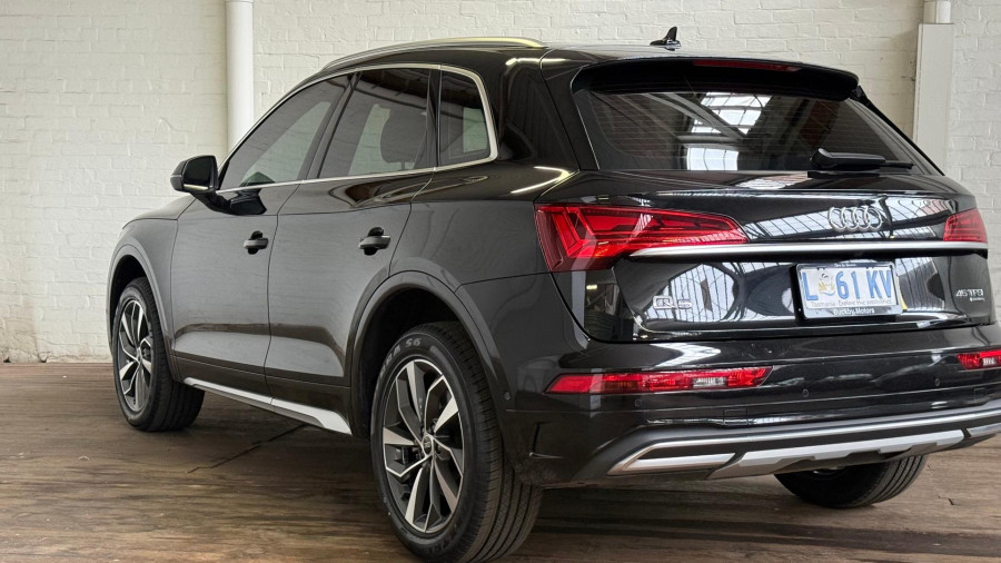 2023 Audi Q5 FY 45 TFSI sport SUV Image 7