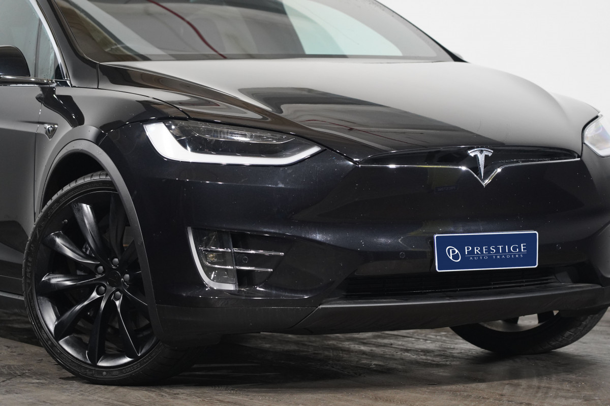 2018 Tesla Model X X 75d (75xb) SUV Image 2