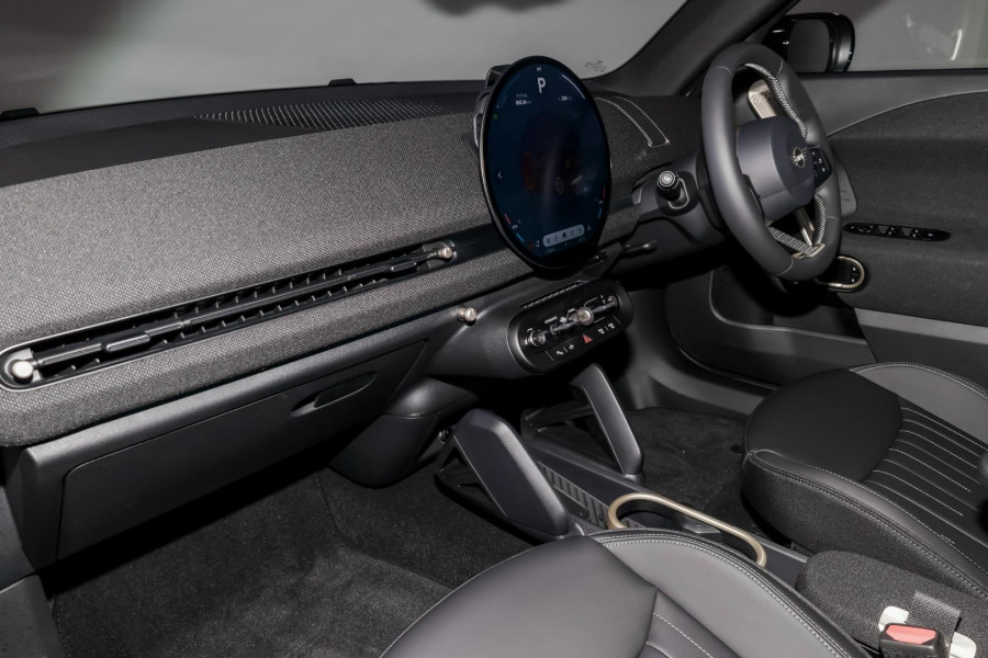 2026 MINI Aceman J05 SE Favoured Hatch