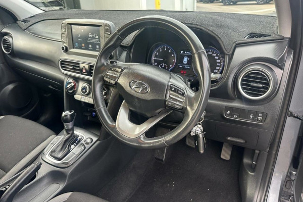 2020 Hyundai KONA OS.3 Active SUV Image 13