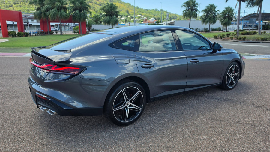 2025 MG MG7  Essence Sedan Image 13