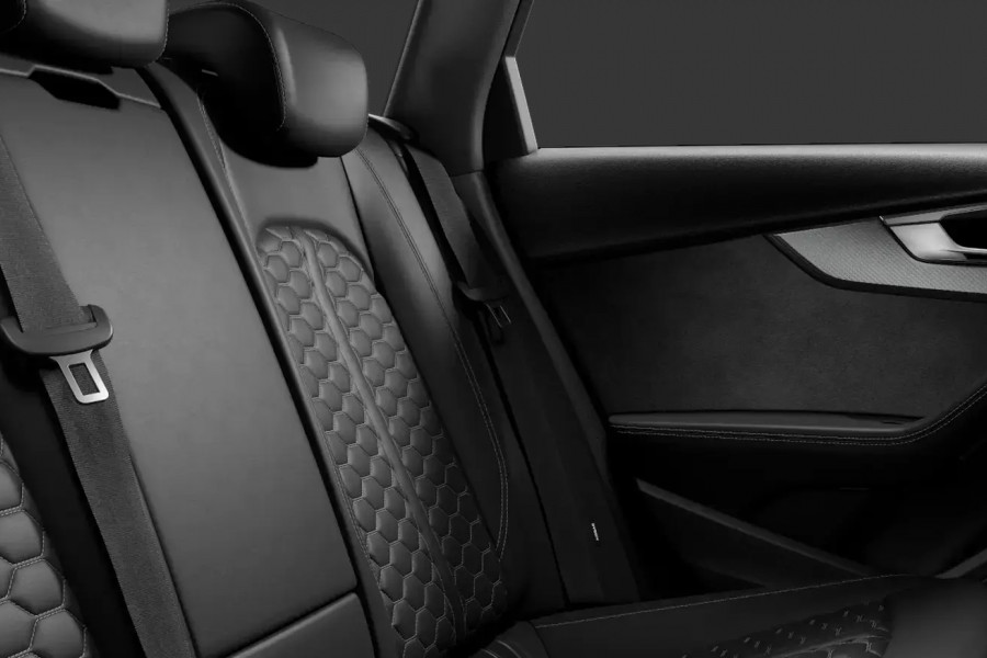 2021 MY22 Audi RS4 B9  Wagon Image 9