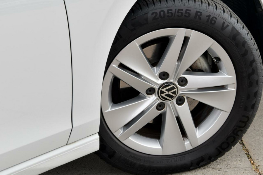 2021 Volkswagen Golf 8 110TSI Wagon Image 29