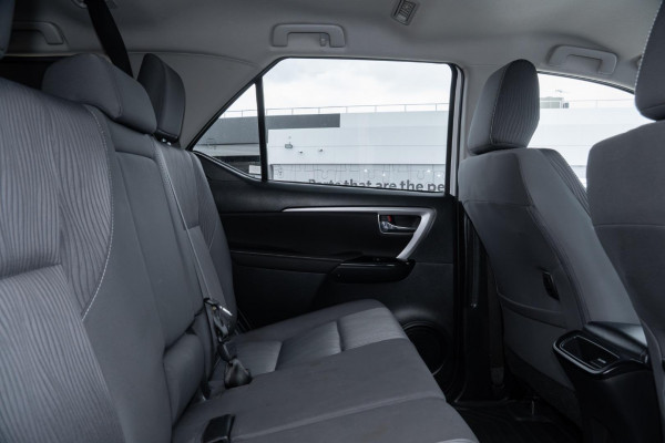 2024 Toyota Fortuner GUN156R GXL SUV Image 9