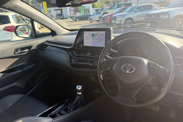2020 Toyota C-HR NGX Koba SUV Image 11