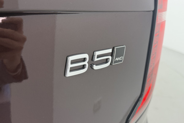 2025 MY26 Volvo XC90 L Series Plus B5 Bright SUV Image 9