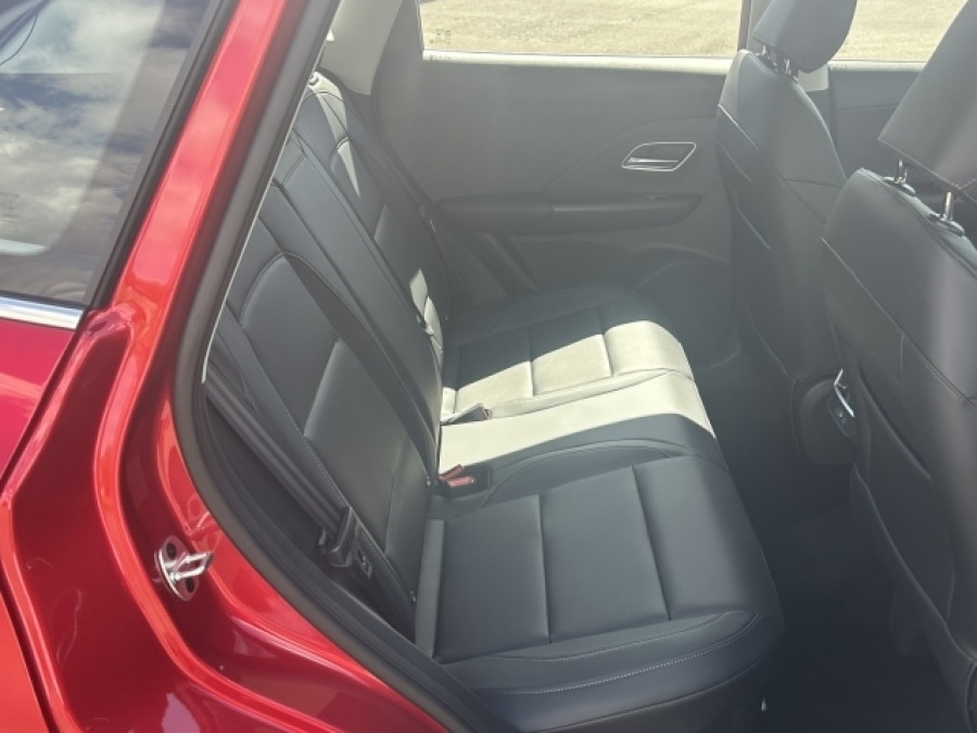 2026 MG ZS ZS32 Essence SUV Image 8