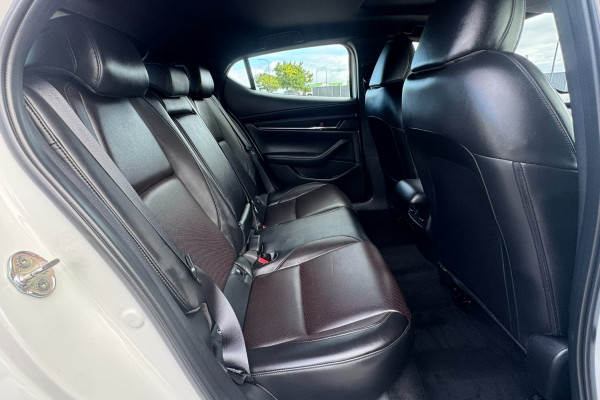 2023 Mazda 3 BP Series G25 Astina Hatch Image 9