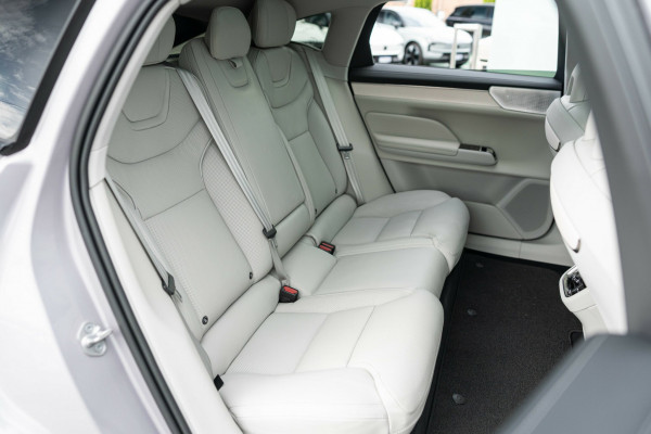 2025 MY26 Volvo ES90  Ultra Single Motor Sedan Image 19