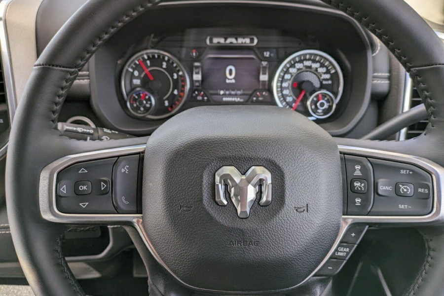 2023 Ram 2500 DJ Laramie Ute Image 20