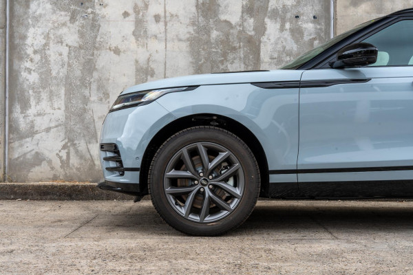 2024 MY25.5 Land Rover Range Rover Velar L560 PHEV P400e Dynamic SE SUV image 9