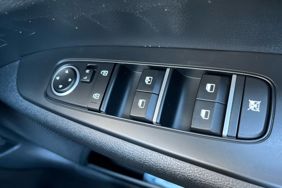 2024 Kia Cerato BD Sport Hatch Image 18