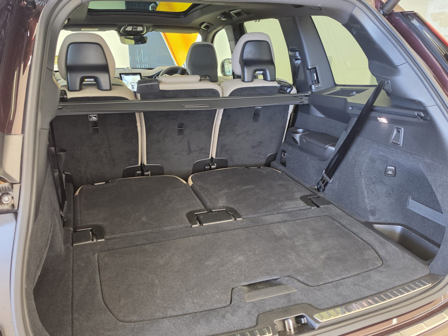 2025 MY26 Volvo XC90 L Series Ultra B5 Dark SUV Image 19