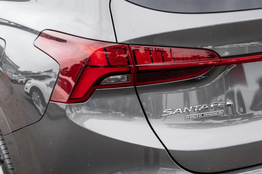 2023 Hyundai Santa Fe TM.V4 Highlander SUV Image 21