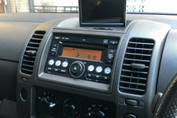 2007 Nissan Navara D40 ST-X Utility