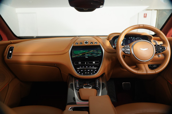 2021 Aston Martin DBX 1913 Edition SUV Image 34
