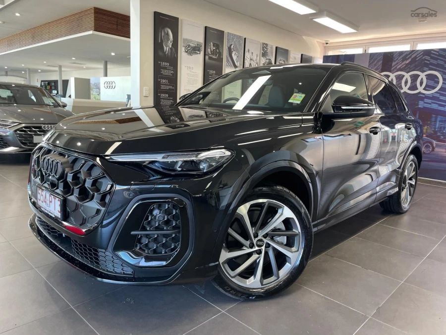 2025 MY26 Audi Q7 4M TDI 170kW SUV Image 1