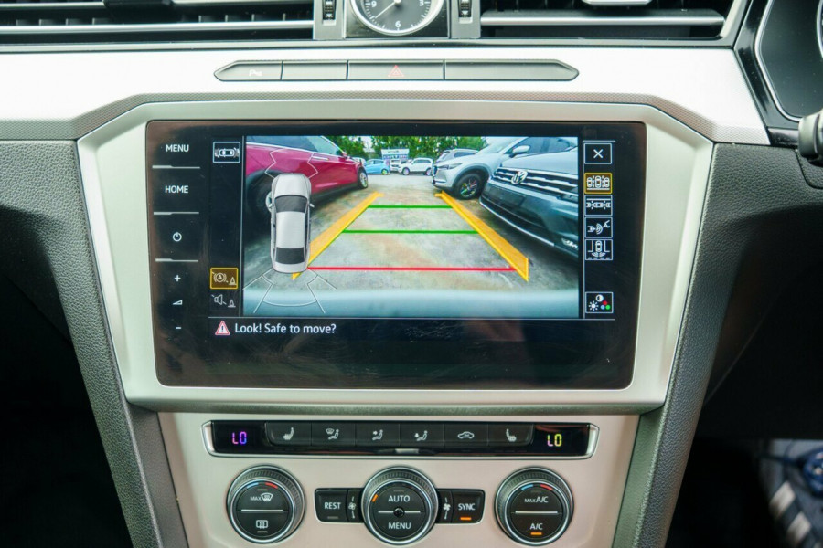 2017 Volkswagen Passat B8 132TSI Comfortline Sedan Image 14