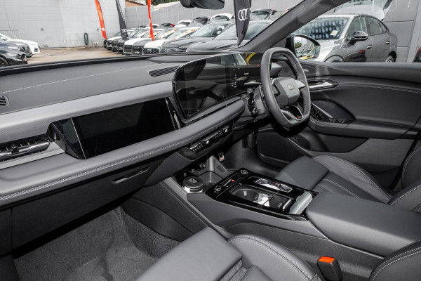 2025 Audi Q6 e-tron GF  SUV image 8