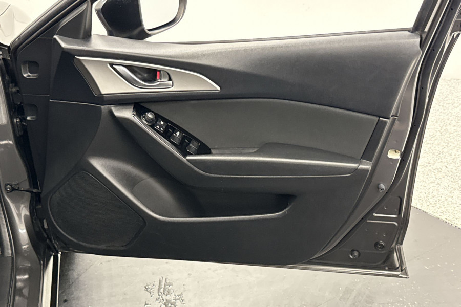 2017 Mazda 3 BN5278 Maxx Sedan Image 19