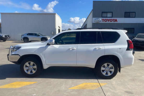 2018 Toyota LandCruiser Prado GDJ150R GXL SUV Image 4