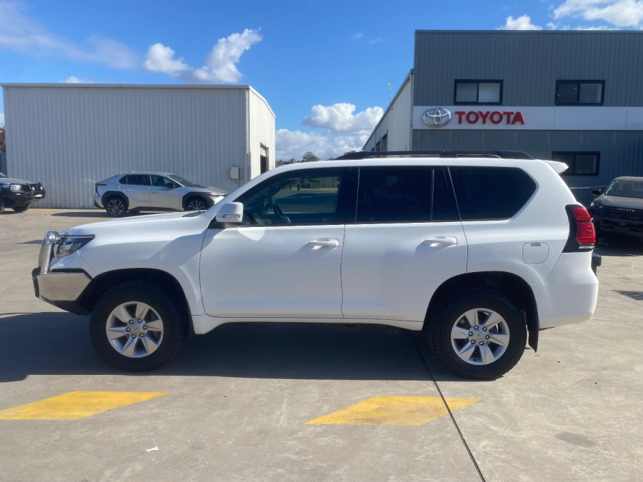 2018 Toyota LandCruiser Prado GDJ150R GXL SUV Image 4
