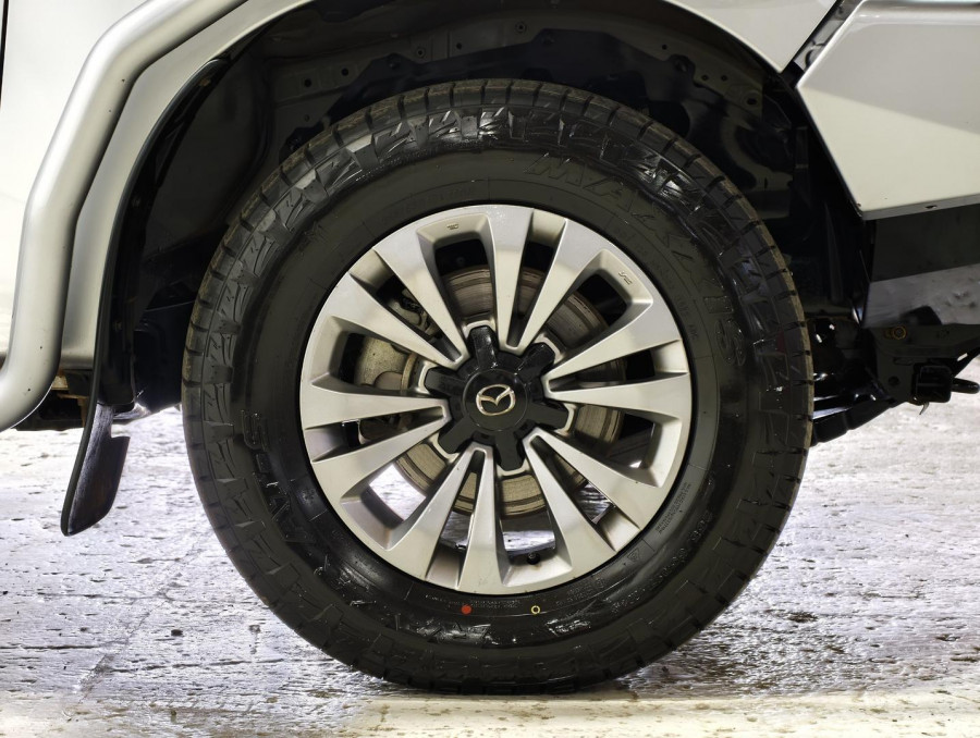 2023 Mazda BT-50 TF XT Cab Chassis Image 5