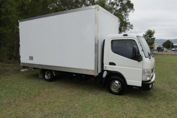 2012 Fuso Canter FE 515 4.5 MWBMATED UAL HAS Pantech
