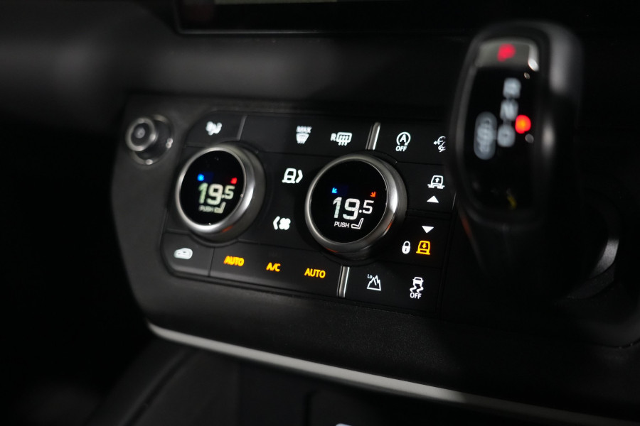 2023 Land Rover Defender L663 110 P400 X-Dynamic HSE SUV Image 18