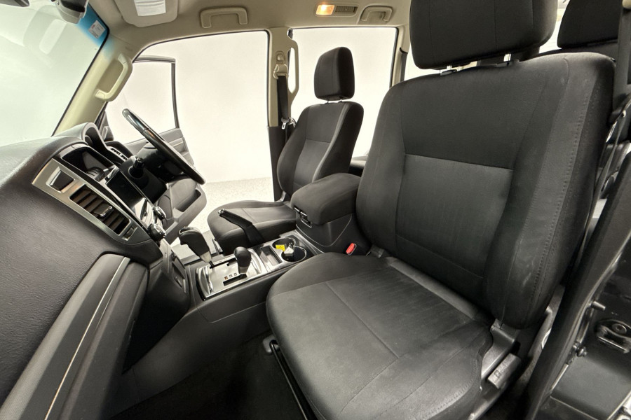 2019 Mitsubishi Pajero NX Exceed SUV Image 11