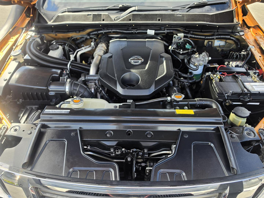 2015 Nissan Navara D23 ST-X Dual Cab Pickup Image 31