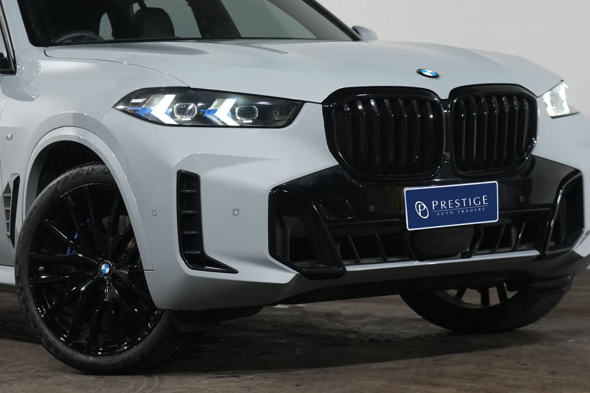 2023 BMW X5 xDrive30d M Sport SUV