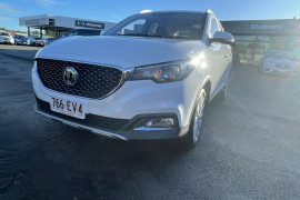 MG ZS Excite 2WD AZS1