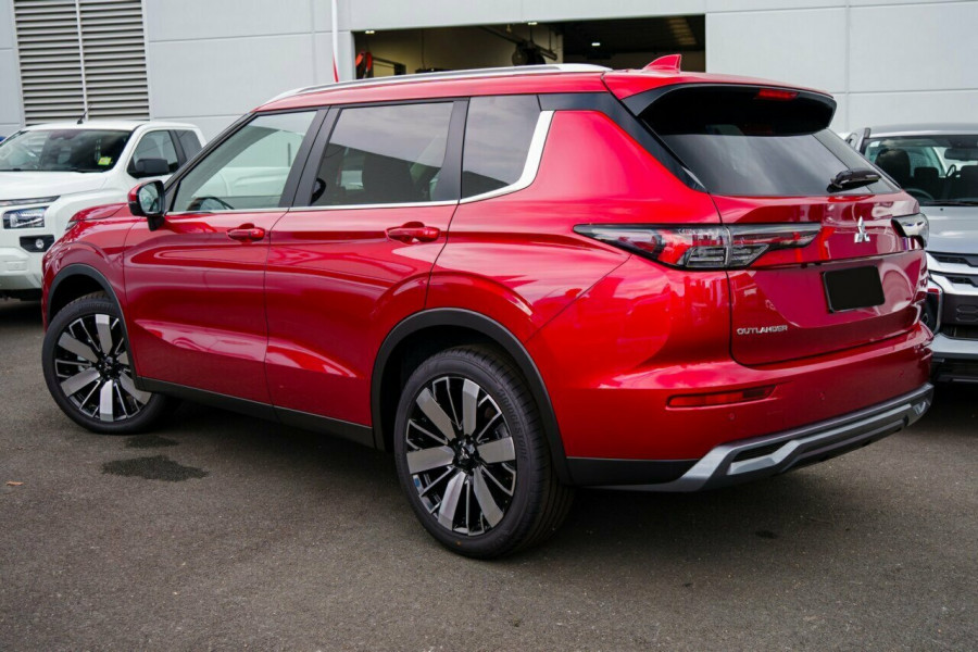 2025 Mitsubishi Outlander ZM Aspire SUV Image 2