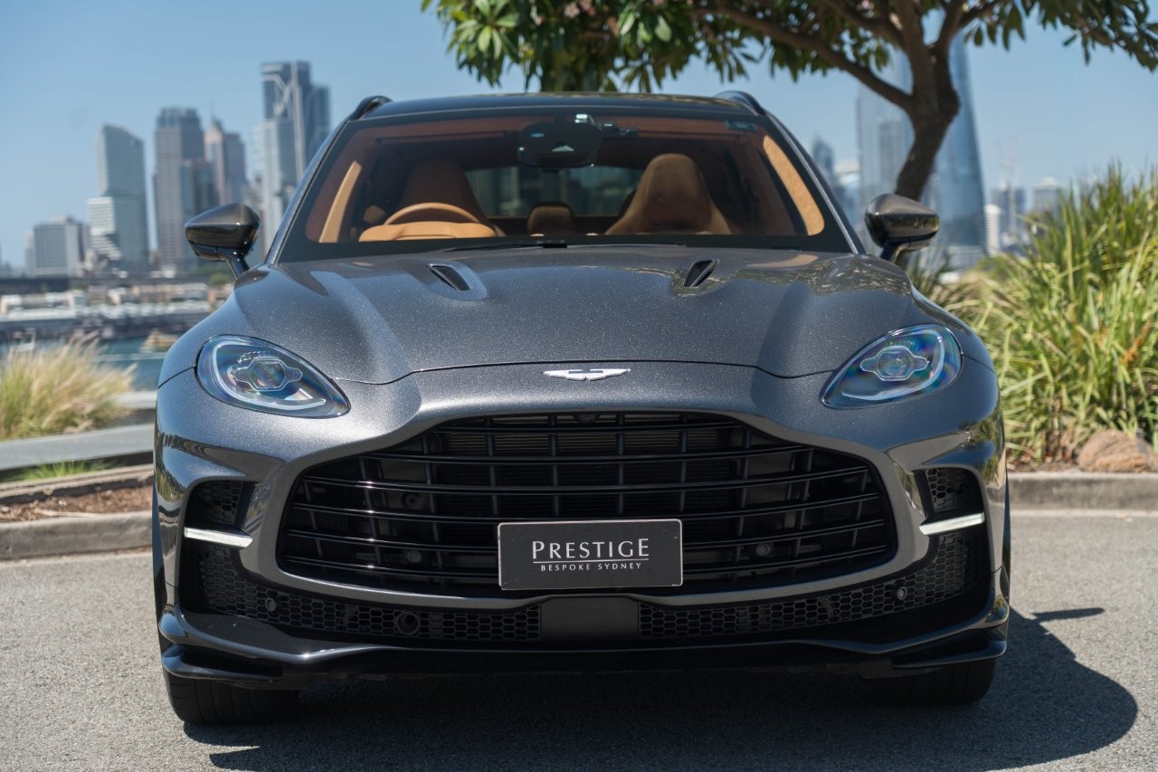 2023 Aston Martin DBX 707 SUV Image 4