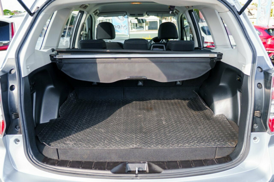 2014 Subaru Forester S4 2.5i SUV Image 8