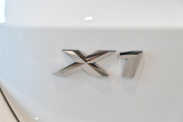 2026 BMW X1 U11 sDrive18i SUV image 9