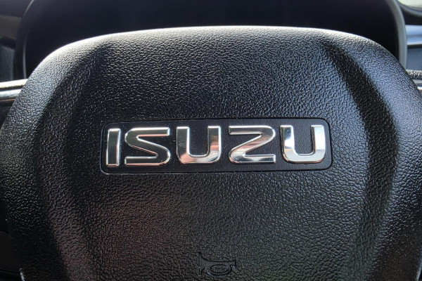 2021 Isuzu MU-X RJ LS-T SUV Image 27