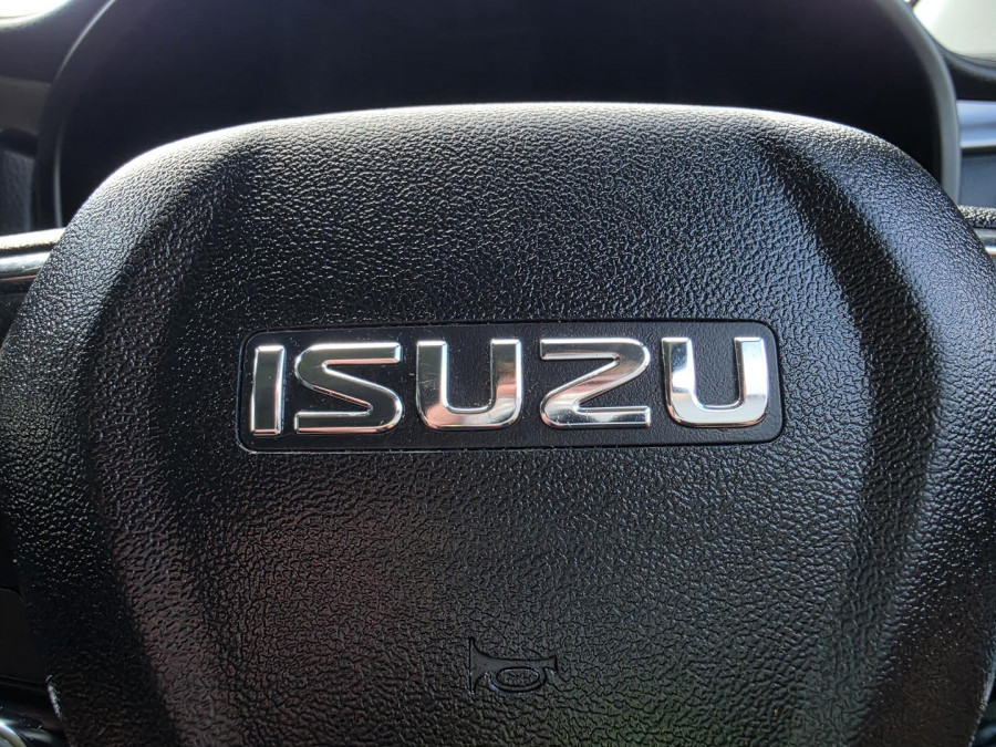 2021 Isuzu MU-X RJ LS-T SUV Image 27