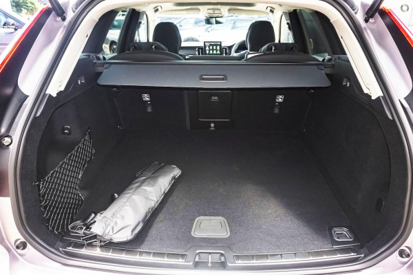 2026 Volvo XC60 UZ Plus B5 Bright SUV Image 4