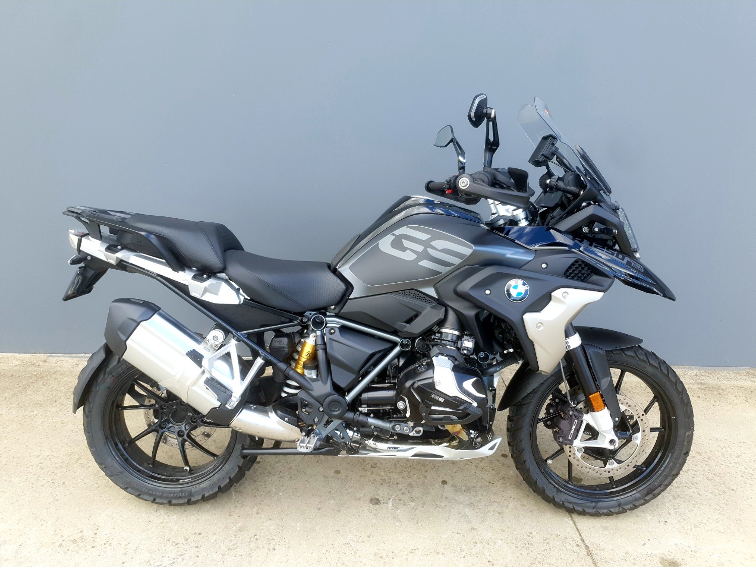 2020 BMW R 1250 GS Triple Black Motorcycle Image 17