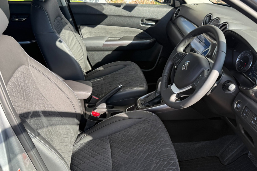 2023 Suzuki Vitara Turbo Wagon Image 11